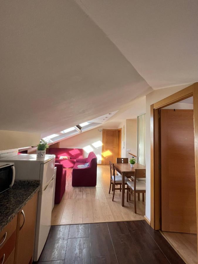 Apartamentosarturo Llanes Laplaza Atico Centrico Exteriör bild