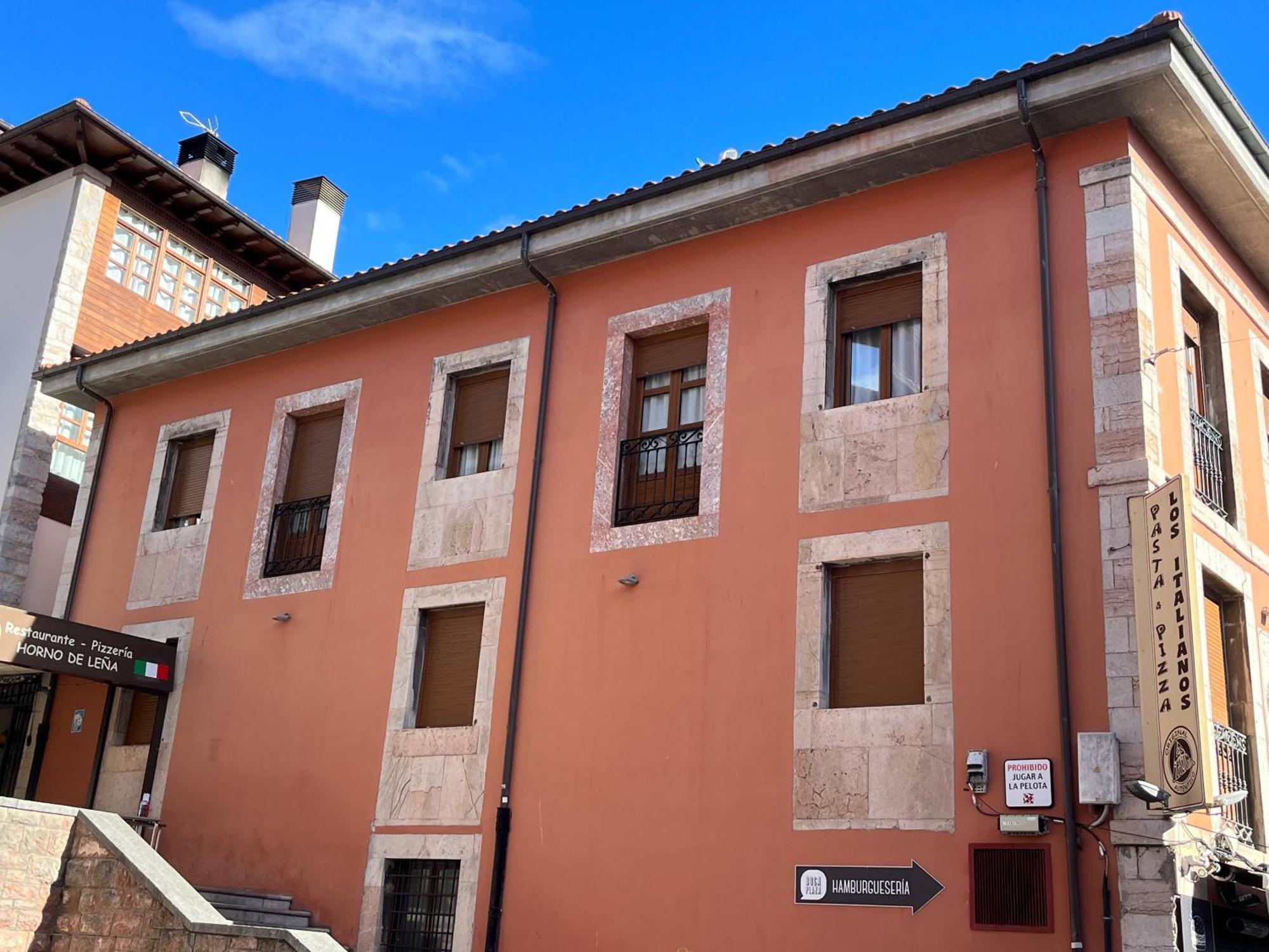 Apartamentosarturo Llanes Laplaza Atico Centrico Exteriör bild